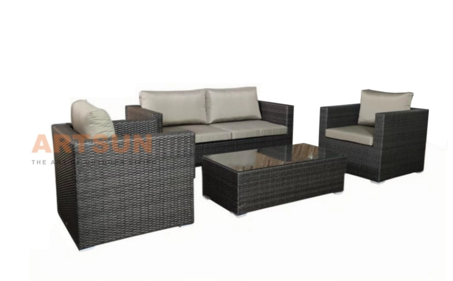 European Rattan Sofa Set Cushioned Glass Outdoor Resort Conjunto de sofás de ratán europeo Resort al aire libre de vidrio acolchado