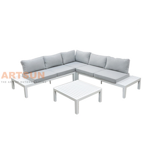 Moderno sofá modular segmentado al aire libre