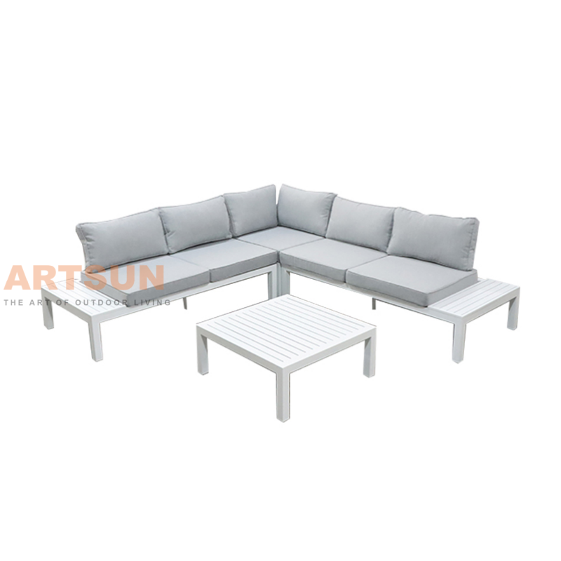Moderno sofá modular segmentado al aire libre