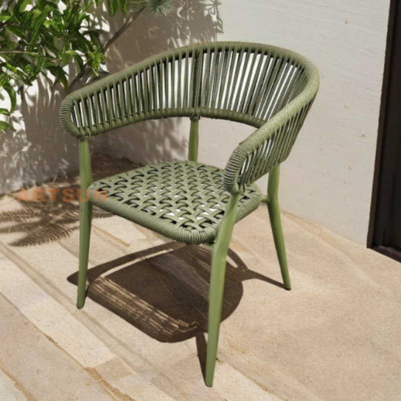 Silla de cuerda de tejido de jardín de reposabrazos de ratán para cenar al aire libre