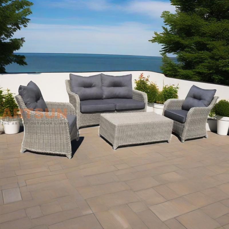 Sofá de ratán al aire libre con cojines y mesa de café - muebles de patio de 4 piezas