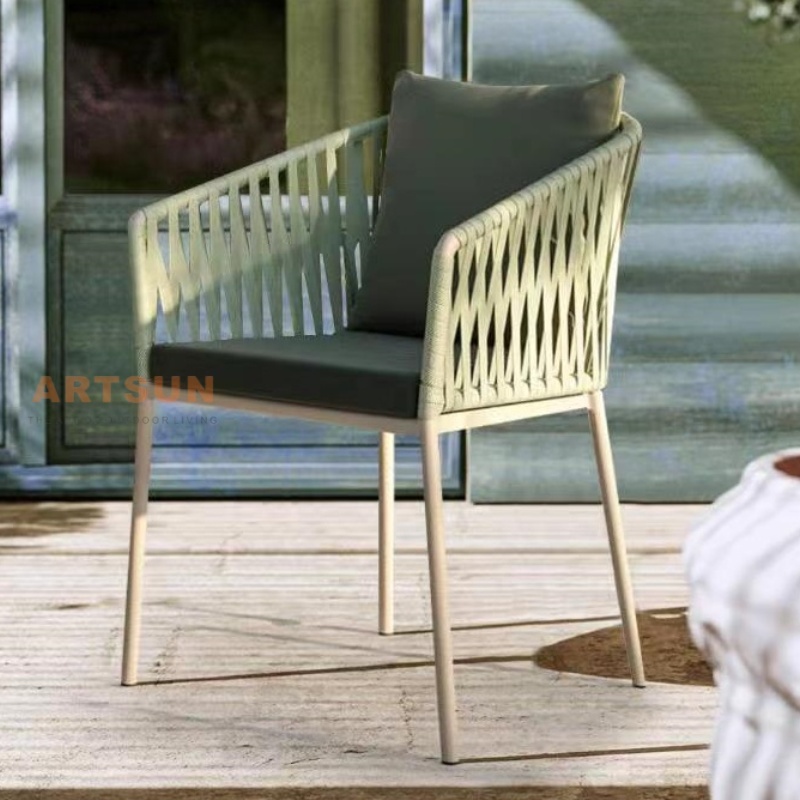 Silla de cuerda al aire libre de tejido de jardín de ratán con cojín