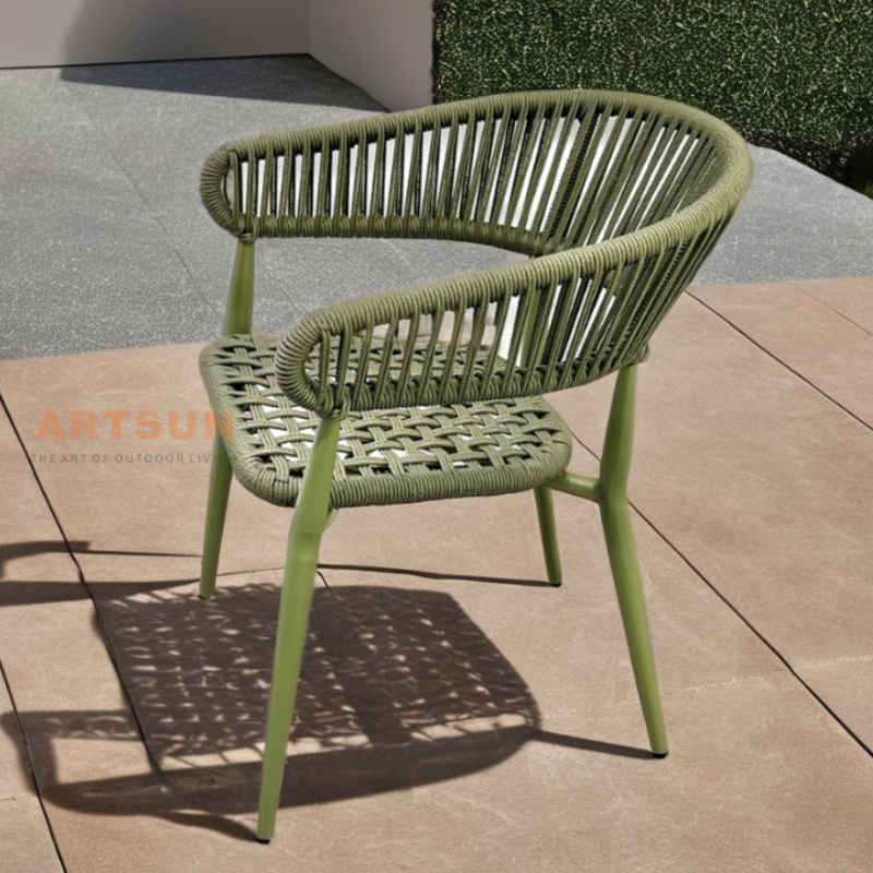 Silla de cuerda de tejido de jardín de reposabrazos de ratán para cenar al aire libre