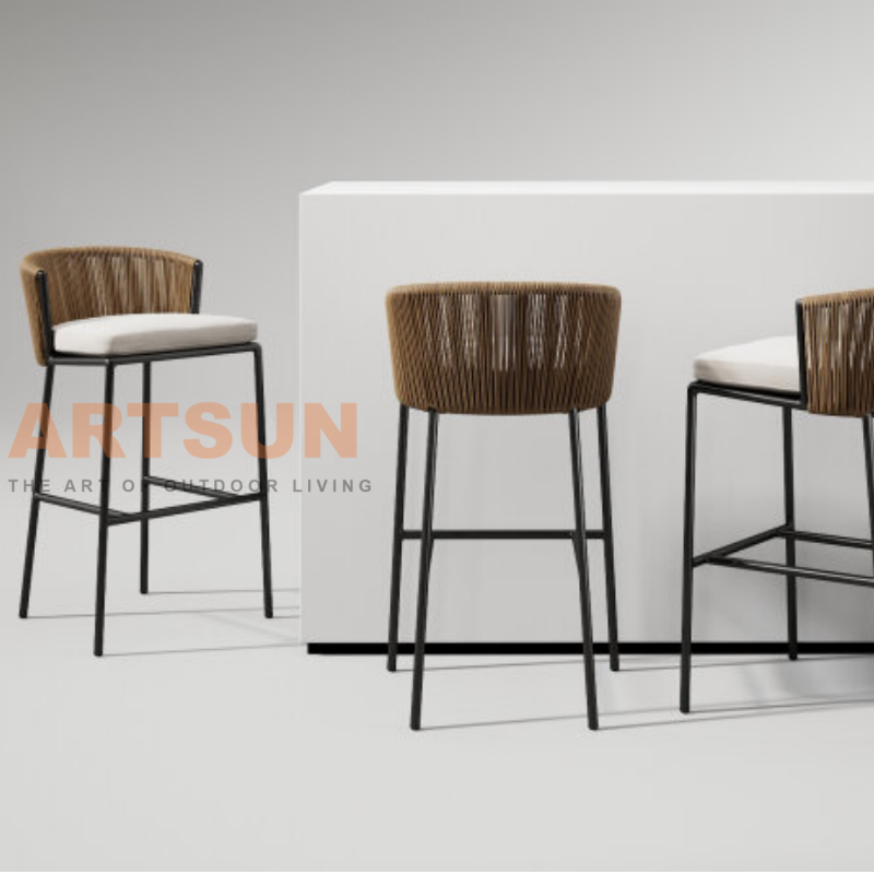Silla de bar de lujo para exteriores con comodidad moderna para espacios elegantes