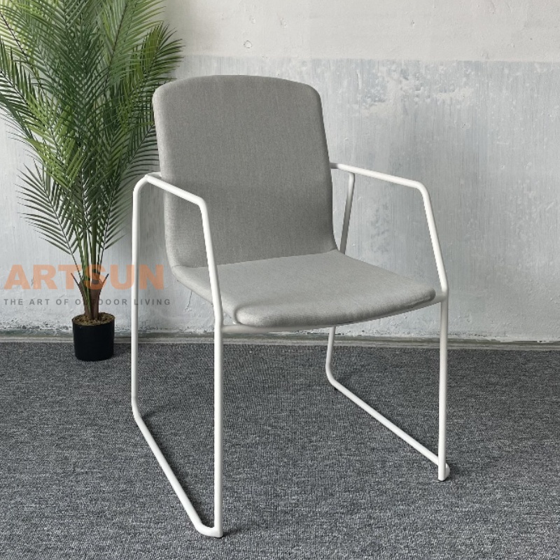 Silla de comedor de exterior blanca para restaurante 