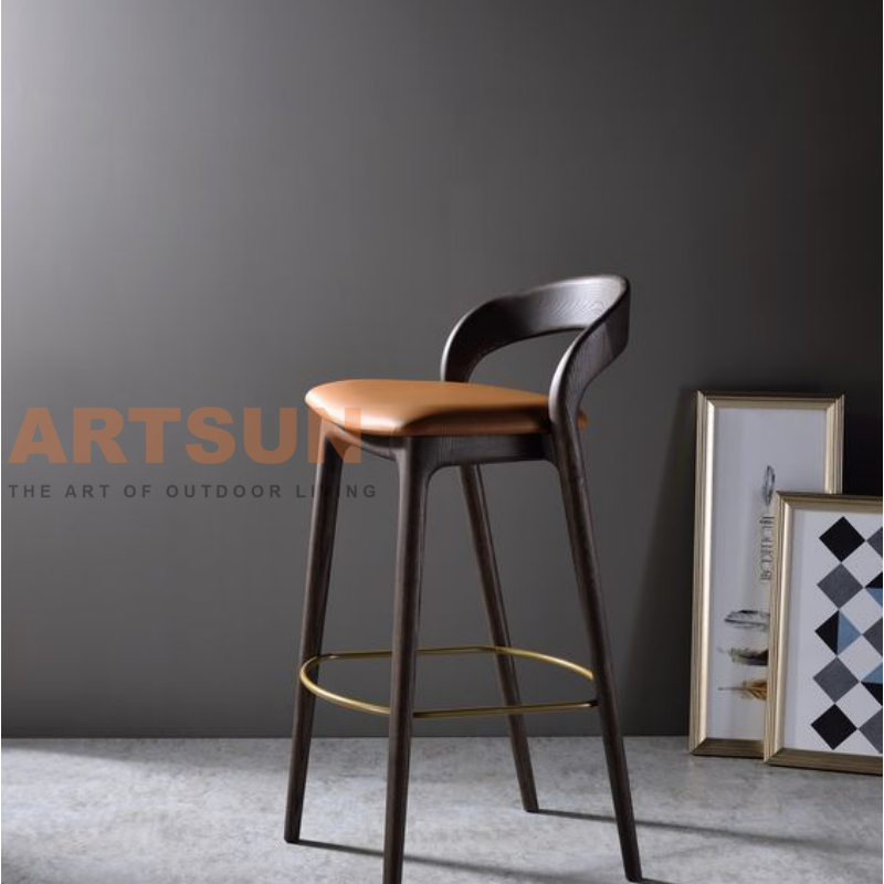 Silla de bar de madera con asiento de cuero PU